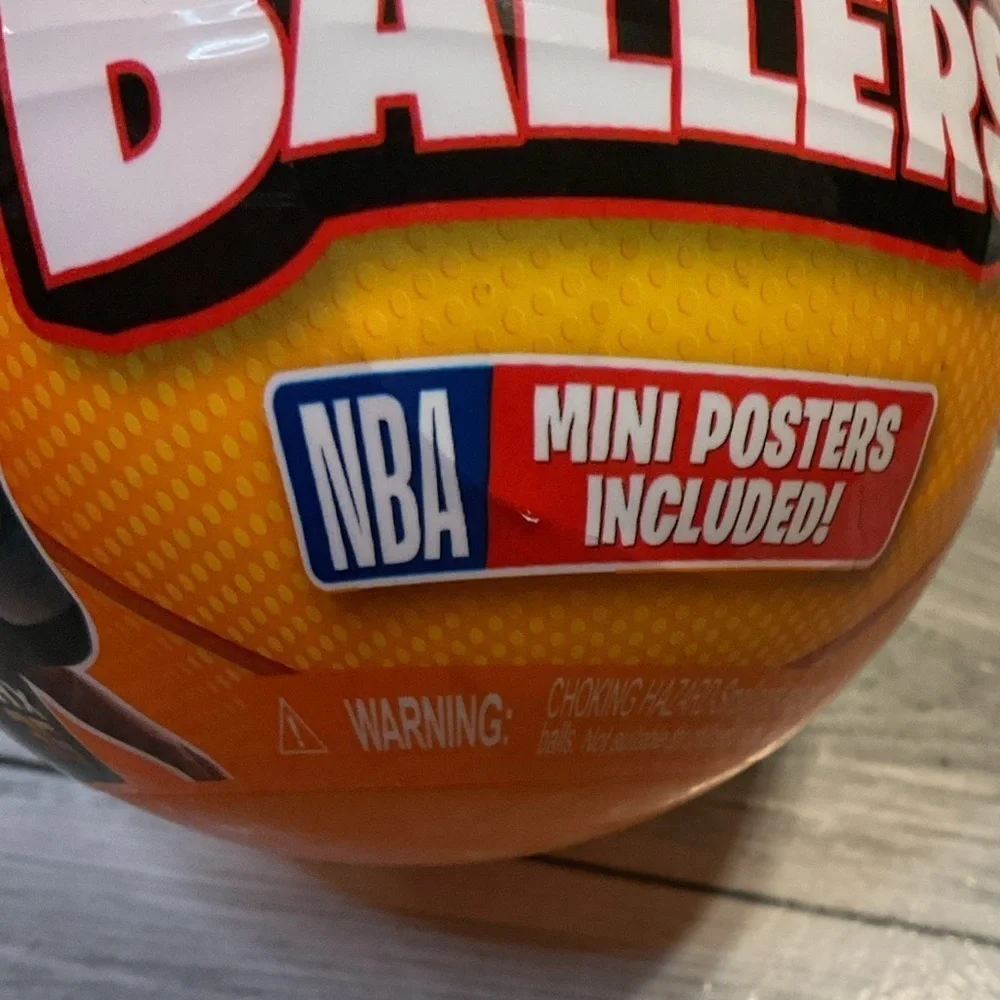 Zuru 5 Surprise NBA Series 1 Collectible Mystery Capsule New Ballerz Basketball